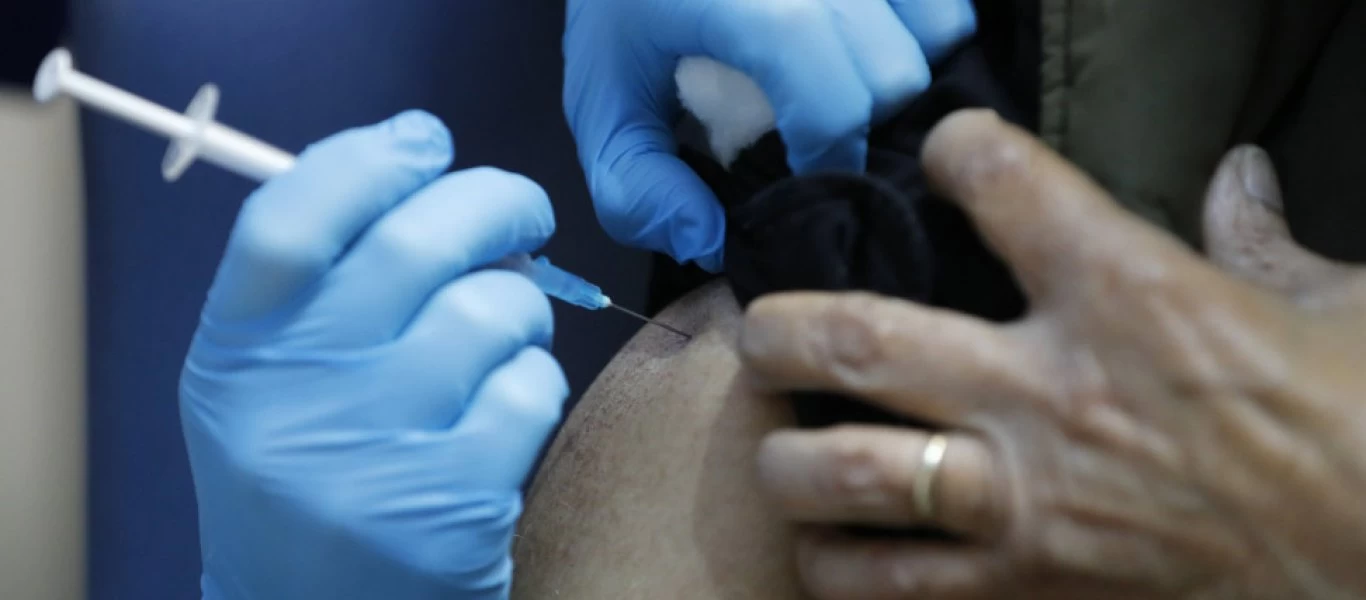 Η Ιταλία θα μπορεί να εμβολιάζει τουλάχιστον δέκα εκατομμύρια πολίτες το μήνα από το Πάσχα και μετά